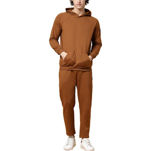 Ensemble de survêtement pour homme avec logo personnalisé, vêtements de sport, sweat à capuche, ensemble de jogging, qualité supérieure, vêtements d'entraînement, survêtement pour homme en vente - Product Image 1