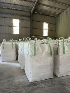 Polvo de Piedra Caliza Blanca Pura, Carbonato de Calcio Molido CaCO3, 05-45 Micras, 99% de Pureza, para Industrias de Plásticos, Caucho y Pinturas, Vietnam - Product Image 2