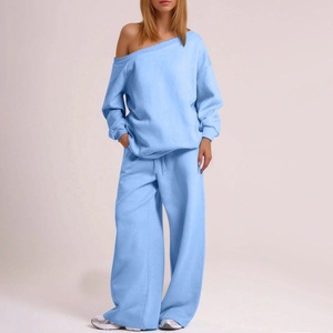 Conjunto informal de 2 piezas con logotipo personalizado para mujer, pantalones y sudadera con hombros caídos de gran tamaño, sudaderas con capucha en blanco al por mayor - Product Image 1