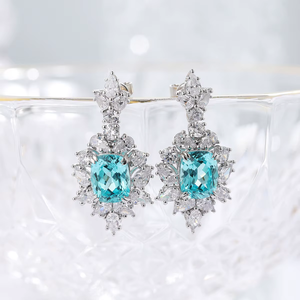 Pendientes de plata de alta calidad con diamante azul de 1.2 quilates, corte ovalado, cultivado en laboratorio, y diamante blanco para boda. - Product Image 3