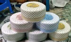 Chapeau de prière islamique en coton tricoté, motif uni, strass, tissu respirant en maille extensible, toutes saisons, traditionnel - Product Image 5