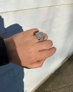 Anillo para hombre de moissanita con corte esmeralda, estilo hip hop audaz, banda cuadrada llamativa, plata maciza con engaste de garra, joyería con brillo de diamante de laboratorio - Product Image 2