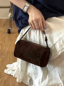 กระเป๋าสะพายข้างขนาดเล็กสำหรับผู้หญิง ดีไซน์หรูหรา หนังกลับ PU พร้อมฝาปิด กระเป๋าคลัทช์สำหรับงานเลี้ยงตอนเย็น งานแต่งงาน แฟชั่นกระเป๋าถือ - Product Image 3