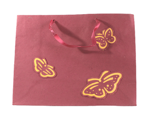 Bolsa de Regalo Decorativa de Papel de Arte de Algodón Reciclado Hecho a Mano, 200 GSM, con Troquelado y Colores en Contraste, Mismo Diseño para Empaque de Papel - Product Image 1