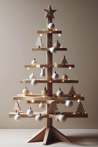 Magnifique décoration de table en bois pour Noël avec des cônes de pin et des lumières LED blanc chaud, décoration artisanale d'intérieur, arbre en bois - Product Image 2