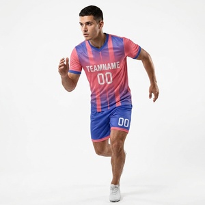 ชุดฟุตบอลชายแบบปรับแต่งได้ เนื้อผ้านุ่มระบายอากาศดี แห้งเร็ว สไตล์เสื้อทีมฟุตบอล พร้อมบริการสกรีนโลโก้ทีม - Product Image 4