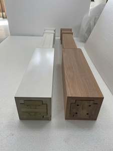 Nouvel arrivage : Accessoire de mobilier en bois massif en chêne rouge massif, style uni, avec boîte de 55'' et capuchons interchangeables (pyramide et plats) inclus - Product Image 3