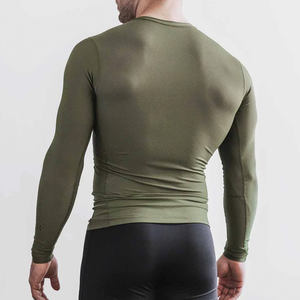 Rashguard de Manga Larga Ajustado para Hombre, Verde Oliva, Elástico, de Secado Rápido, para Artes Marciales Mixtas, Jiu Jitsu y Grappling - Product Image 5