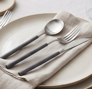 Stainless Steel Set Of 4 Flatware Silver Color Plated Finished Cutlery Round <b>Grey</b> Handle Ideal Kitchen Tabletop Home Hotel Use - Product Image 5