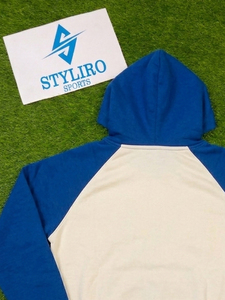 เสื้อฮู้ดดี้โอเวอร์ไซส์สีน้ำเงินขาวสไตล์สปอร์ตสำหรับผู้ชาย ยี่ห้อ Styliro ผ้าเฟรนช์เทอร์รี่ ล้างสีแบบแอซิดวอช สวมใส่สบาย เหมาะสำหรับฤดูหนาว - Product Image 4
