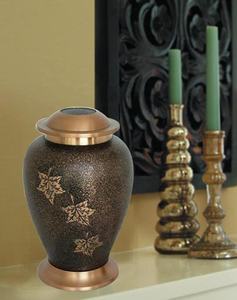Urna de cremación para adultos con hojas caídas de bronce texturizado de estilo americano, suministros funerarios de Material de latón para cenizas humanas - Product Image 5