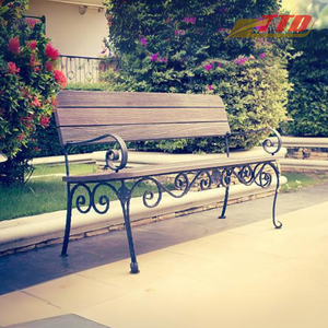 Ensemble de table et chaises de jardin en fer forgé, design farmhouse, résistant à l'eau, durable, écologique, meubles de jardin en métal - Product Image 3