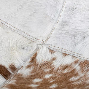 Silla de Estilo Vintage con Acabado de Cuero Suave y Estructura Estable para Áreas de Lectura Acogedoras, Salón y Espacios Modernos - Product Image 3