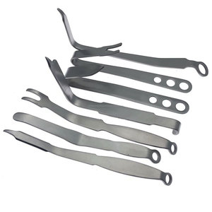 เครื่องมือผ่าตัดข้อเข่าสัตว์เลี้ยงแบบสแตนเลสสตีล ยี่ห้อ WORLD PRECISION SURGICAL พร้อมตะขอเกี่ยวกระดูกและอุปกรณ์งัดข้อ - Product Image 1