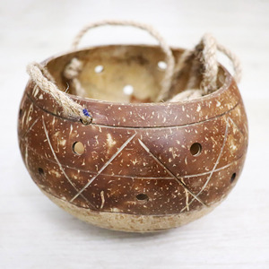 Maceta decorativa de Vietnam, fabricada con cáscara de coco sostenible, para plantas. - Product Image 2