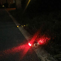 Borne de signalisation routière à LED de qualité ingénierie, alimentée par énergie solaire, en aluminium moulé, en forme de fer à cheval, pour la sécurité routière et l'avertissement des véhicules