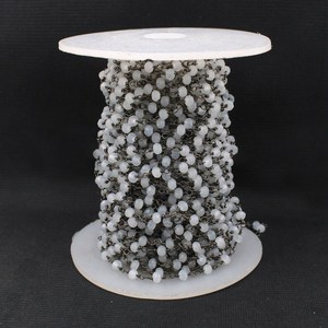 Chaîne de chapelet en hydro-rondelles arc-en-ciel blanches, fil plaqué noir, perles en pierres précieuses enroulées pour la fabrication de bijoux - Product Image 2