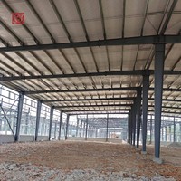 Entrepôt logistique préfabriqué en structure métallique, atelier, bâtiment industriel, bâtiment commercial, entrepôt en structure métallique