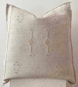 Funda de Cojín de Cactus de Seda Sabra Marroquí Tejida a Mano – Cojín Decorativo Boho Hecho a Mano – Proveedor Mayorista - Product Image 6
