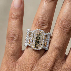 Bague de fiançailles personnalisée en argent sterling 925 avec diamant Moissanite, style Hip Hop pour homme, bijou statement style rappeur glacé - Product Image 6