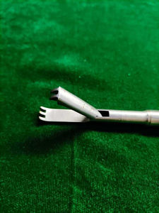 Extractor de Vesícula Biliar Laparoscópico Manual Reutilizable con Certificación CE, Instrumentos Quirúrgicos de Acero de Mahfooz Instruments - Product Image 2