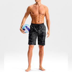 Shorts de plage pour hommes à imprimé camouflage, séchage rapide, taille mi-haute, cordon de serrage, en polyester tissé - Product Image 1