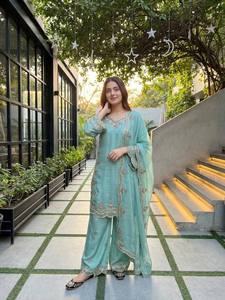 Conjunto de Salwar Kameez Bordado para Mujer, con Trabajo de Hilos, Tradicional Indio Pakistaní, para Bodas, Diwali, Talla XL, Secado Rápido, para Todas las Temporadas - Product Image 5