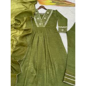 ชุดเดรส Anarkali ไซส์ XL สวยงาม พร้อมผ้าคลุมไหล่ สำหรับงานปาร์ตี้ - Product Image 3