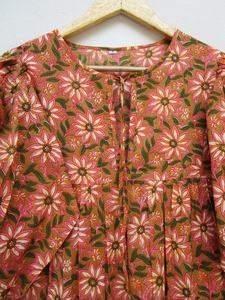 Nouveauté, mini robe bohème pour femme, magnifique mousseline de soie rose imprimé floral, encolure ronde avec liens tissés, style mini maxi - Product Image 5