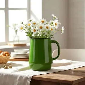 Carafe en métal rustique de qualité supérieure, artisanale, pour la décoration de cuisine et de salle à manger de style farmhouse, carafe en métal élégante et luxueuse faite à la main - Product Image 3