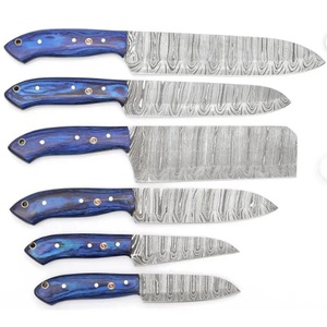 Juego de Cuchillos de Chef Profesionales de Acero de Damasco Hechos a Mano por Ahmad Fabric, 6 Piezas, Mango de Resina, Funda de Cuero, Diseño Moderno, Personalizable - Product Image 1
