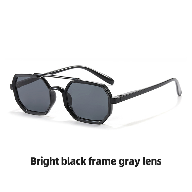 Bright black frame gray lens