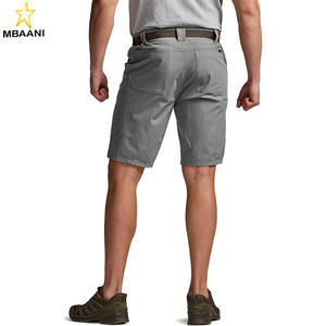 กางเกงขาสั้นคาร์โก้ผู้ชาย แห้งเร็ว ยืดหยุ่นได้ เหมาะสำหรับเดินป่า น้ำหนักเบา กันน้ำ ใช้ได้ทั่วไป ใส่เล่นกอล์ฟ และกิจกรรมกลางแจ้ง มีกระเป๋า - Product Image 2