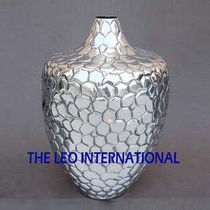 Home <b>Accessories</b> Hammered Design Vases Living Room <b>Bedroom</b> Study Art <b>Decoration</b> Ornaments Modern Metal Vase - Product Image 2