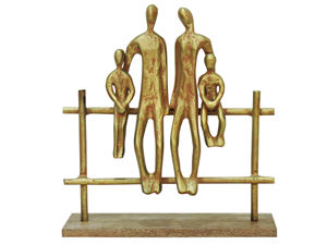 Sculpture artisanale en aluminium doré représentant une famille de quatre personnes, figurine abstraite parent-enfant sur socle en bois, décoration d'art moderne pour la maison - Product Image 5
