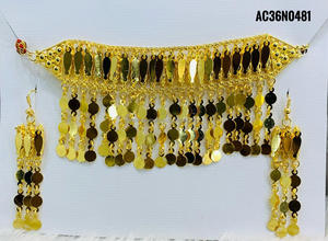 Ensemble de bijoux arabes élégants et mignons ALANKEKEET CREATIONS, boucles d'oreilles plaquées or 18 carats, collier ras du cou en laiton micro-incrusté avec chaîne à maillons - Product Image 2