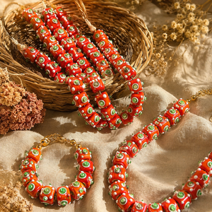 Perles en verre soufflé rouge de qualité supérieure, 12 mm, en forme de cube bombé, perles artisanales avec motif floral vert pour bijoux et artisanat faits à la main - Product Image 4