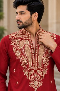 Ensemble pantalon et polo Lachka Kurta de qualité supérieure pour homme avec broderie dorée et poches latérales |   Vêtements de mariage et de fête - Product Image 2