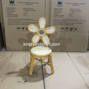 Silla Infantil de Ratán Natural Hecha a Mano para Alquiler en Eventos, Bodas, Fiestas de Cumpleaños, Decoración, Fotografía - Product Image 1