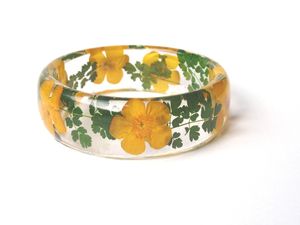 สร้อยข้อมือเรซิ่นทำมือสุดเก๋ ทนทาน โดดเด่นด้วยดีไซน์ทันสมัย - Product Image 1