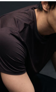 Camisetas transpirables y cómodas de alta demanda, camisetas de gimnasio para hombre, transpirables, de secado rápido, ropa deportiva para entrenamiento. - Product Image 2