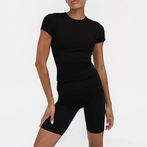 T-shirt tricoté noir uni à manches courtes et col rond pour femme, coupe ajustée, respirant, anti-humidité, style sportif et streetwear, vente en gros - Product Image 2
