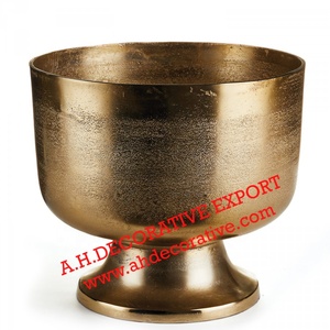 ชามโลหะสำเร็จรูปสีทองพร้อมฐานขาตั้งสำหรับเสิร์ฟซุปข้าวอาหารอื่นๆในงานปาร์ตี้ - Product Image 1