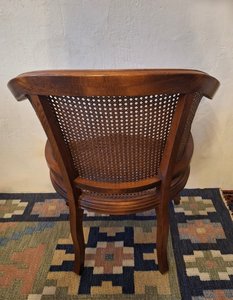 Silla de Comedor Tradicional de Madera Marrón y Ratán con Respaldo Alto, Sillón con Asiento Tejido a Mano, Muebles para el Hogar, Asientos para Restaurantes - Product Image 4