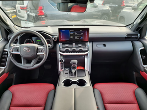 Toyota Land Cruiser LC300 70e anniversaire V6 Essence 415HP HUD Caméra 360° Neuf Spécifications EU - Product Image 4