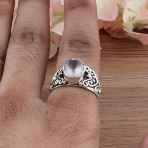 Bague Vintage en Argent Sterling Faite à la Main avec Sertissage Classique et Cristaux, Bijoux Artisanaux en Filigrane, Vente en Gros - Product Image 5