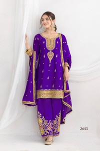 Salwar Kameez Tradicional Chinon Listo para Usar con Bordado y Lentejuelas para Bodas, Graduaciones y Diwali - Product Image 3