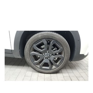 Kia Seltos 2023, 1.6 Turbo, 4WD, Gasolina, Automático, Euro V, Volante a la Izquierda, Asientos de Cuero, Cámara Trasera, 33,295 km - Product Image 5