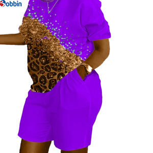 Conjuntos Casuales de 2 Piezas para Mujer, Personalizados, a la Moda, con Pedrería, Camiseta de Manga Corta y Pantalones Cortos, Conjuntos Deportivos Estampados - Product Image 4