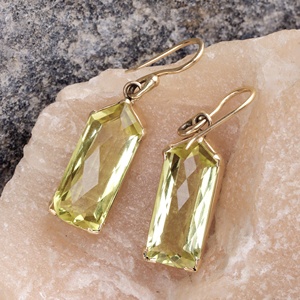 Pendientes de Oro Amarillo Sólido de 18K con Cuarzo Limón Natural Facetado y Forma Alargada, Joyas Memoria, Venta al Por Mayor - Product Image 5